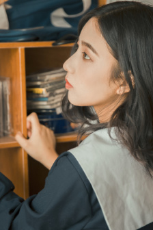 漂亮的老婆中文字幕
